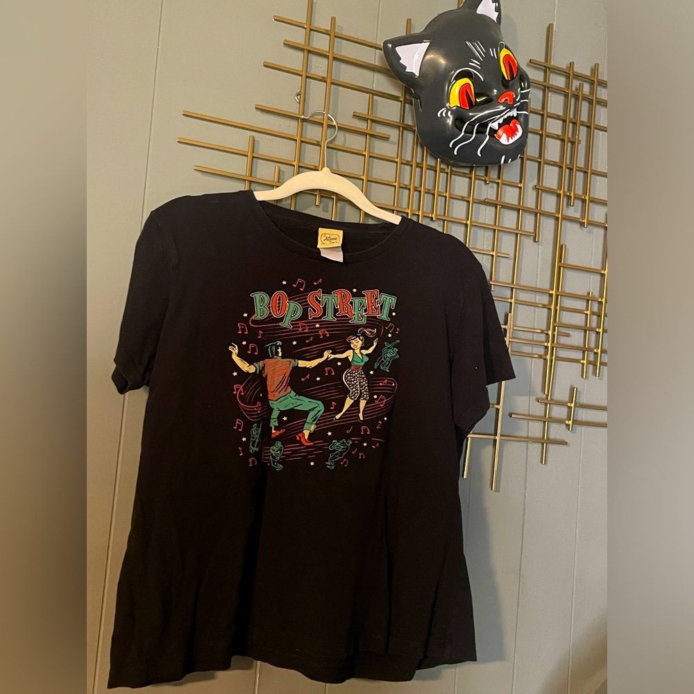 Atomic Tee’s Bop Street retro shirt